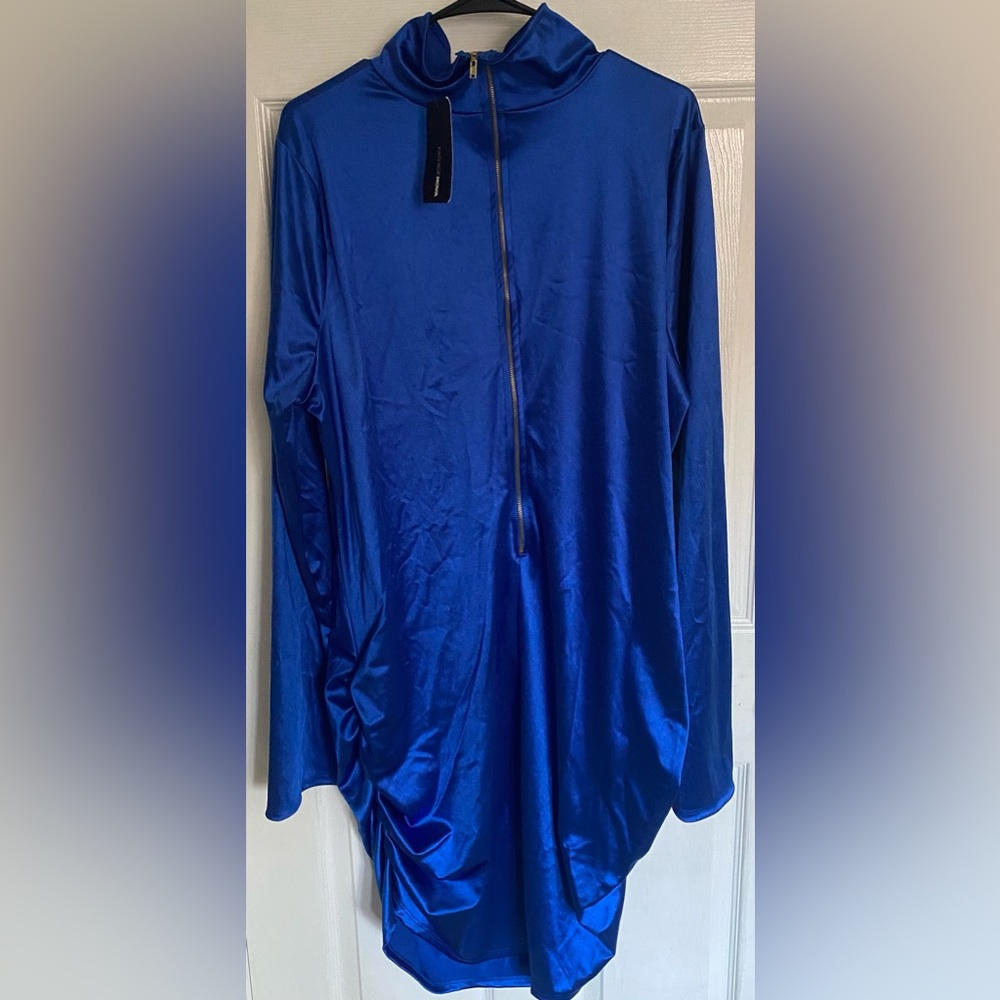 Fashion Nova NWT Royal Blue Mini Dress, Size 3x.